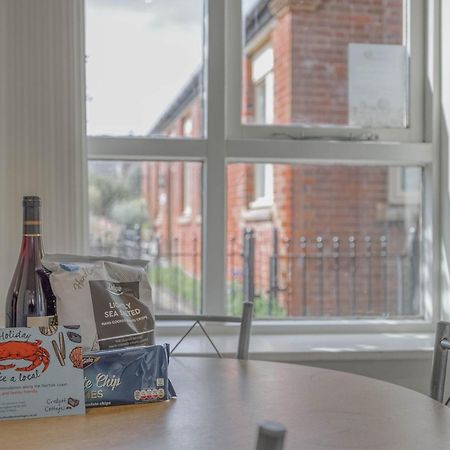 Cockle Cottage - Crabpot Cottages Кромер Екстер'єр фото